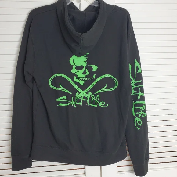 Salt life skull shop and hooks hoodie